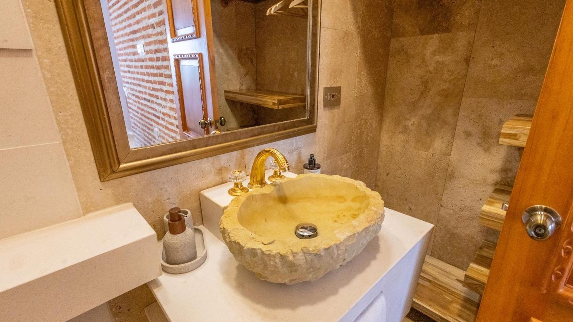 Casa Beatriz Luxury Colonial House