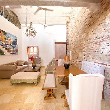 Casa Beatriz Luxury Colonial House