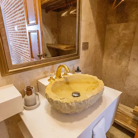 Casa Beatriz Luxury Colonial House